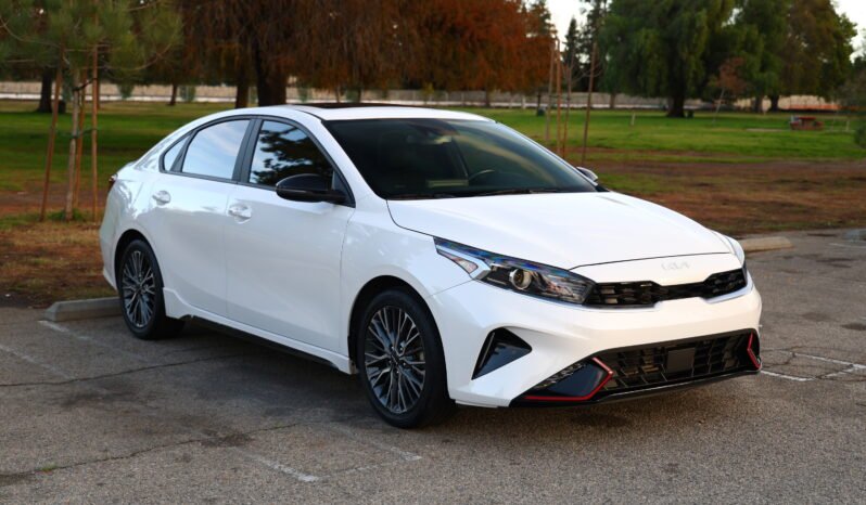 
								Kia Forte 2019 full									